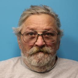Chris Lloyd Hutchison 